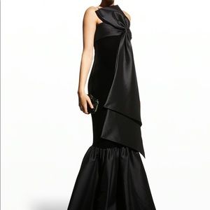 Badgley Mischka Mermaid Style Bow Fit-and-Flare Gown